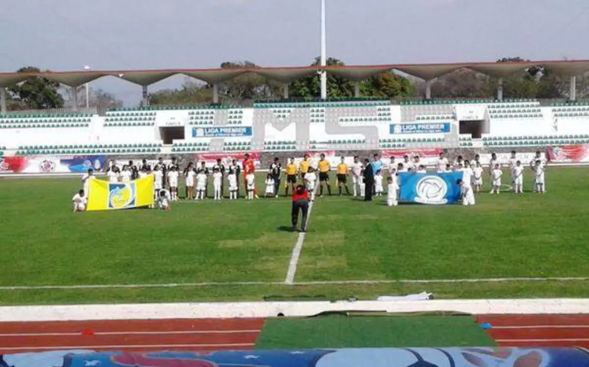 Canamy pierde a dos jugadores lesionados en la derrota frente al AméricaÓSCAR GARAGUI