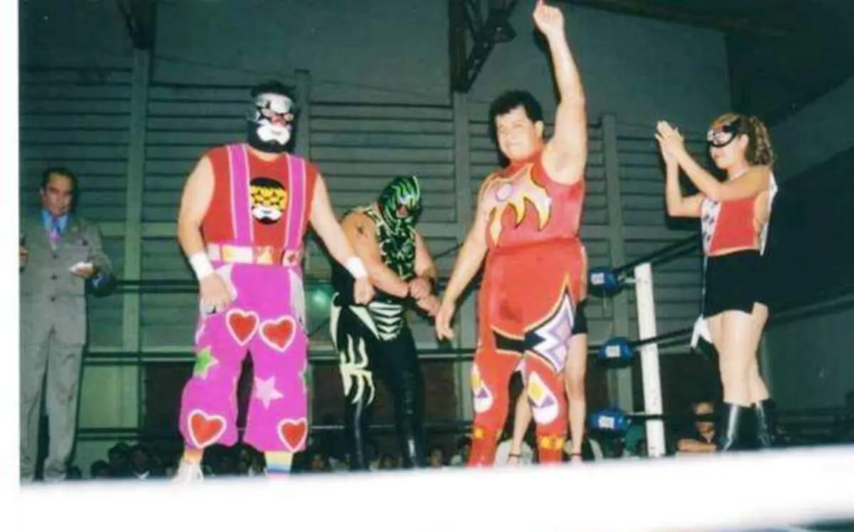 Súper Muñeco se enfrentó a grandes figuras del pancracio/ Cortesía