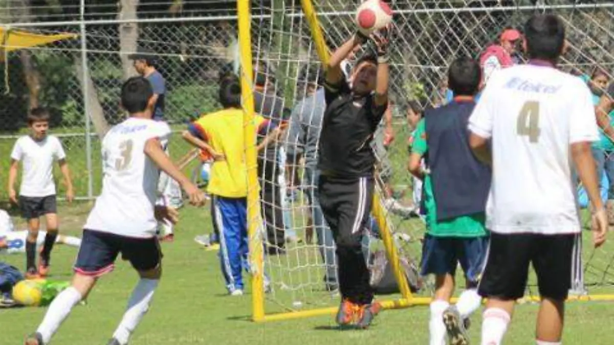 Los conjuntos buscaron seguir sumando puntos, en los encuentros disputados en la zona Sur del estado Roger Mixcoac