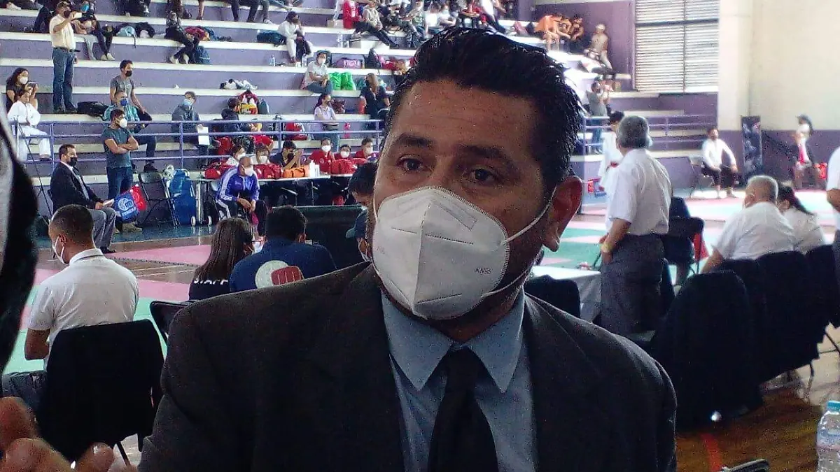 01-YANKEL PRESI ASOC.KARATE-FOGER