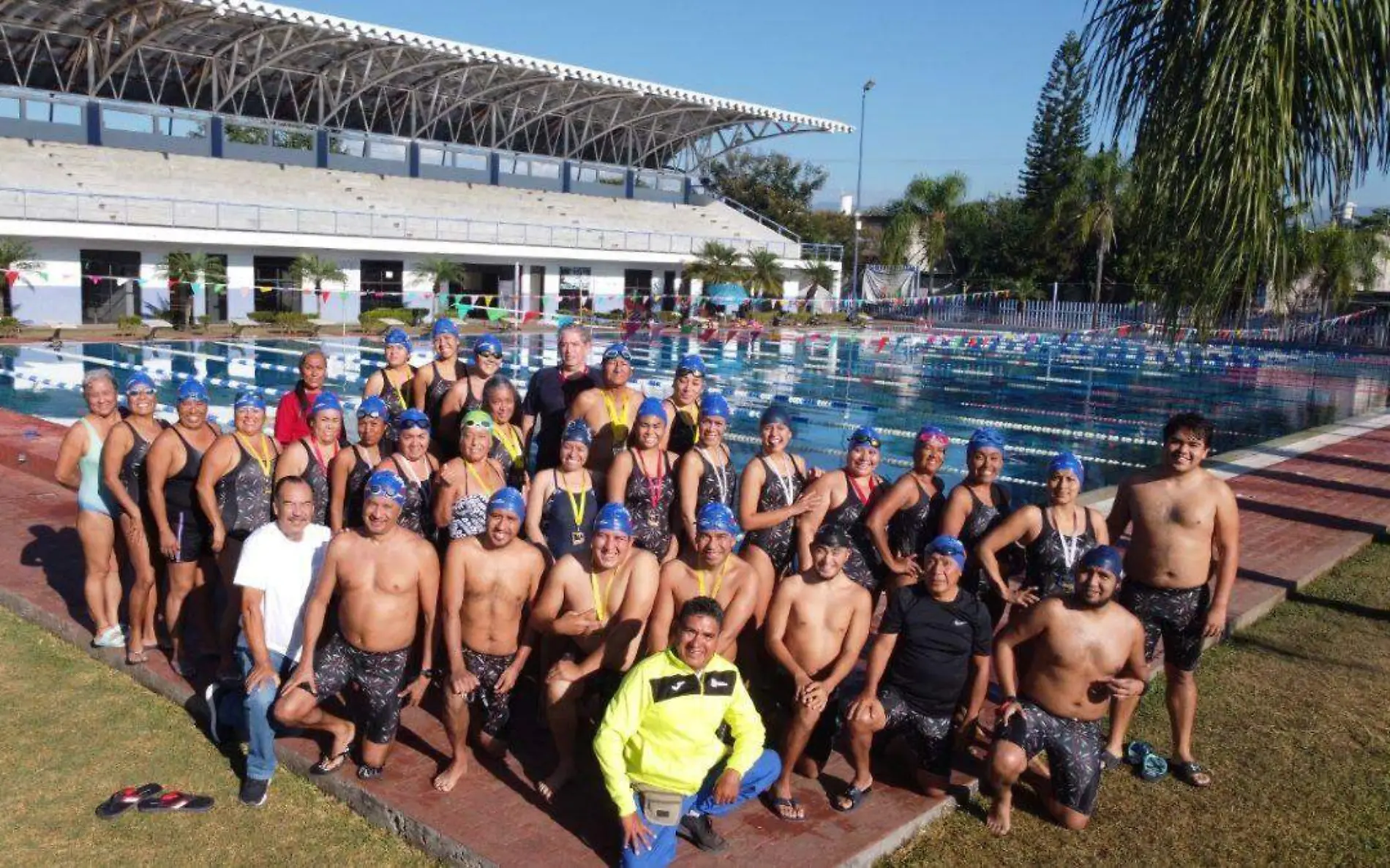 nadadores-club-caeza