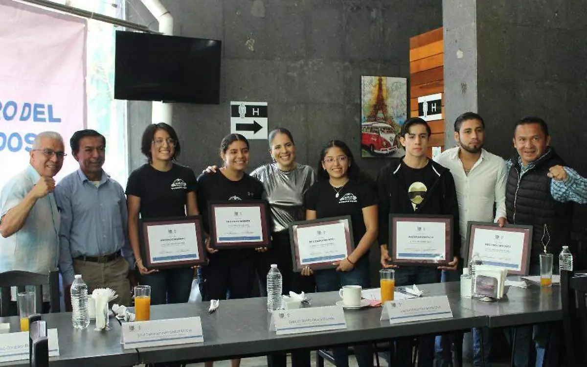 entrega-reconocimientos-boxeadores