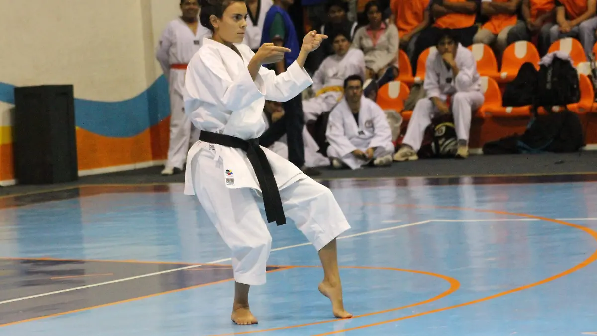 Pamela-campos-karate