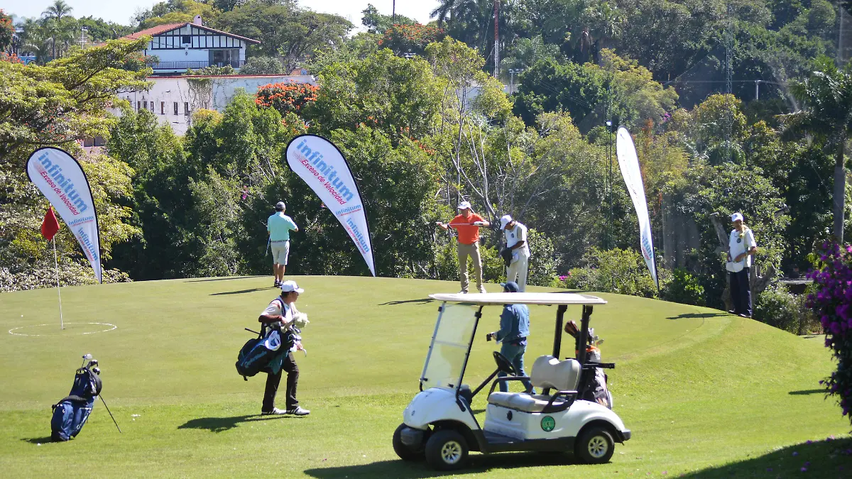 Se conocerán los campeones del tornero de golf/ Fotos: Roger Mixcoac