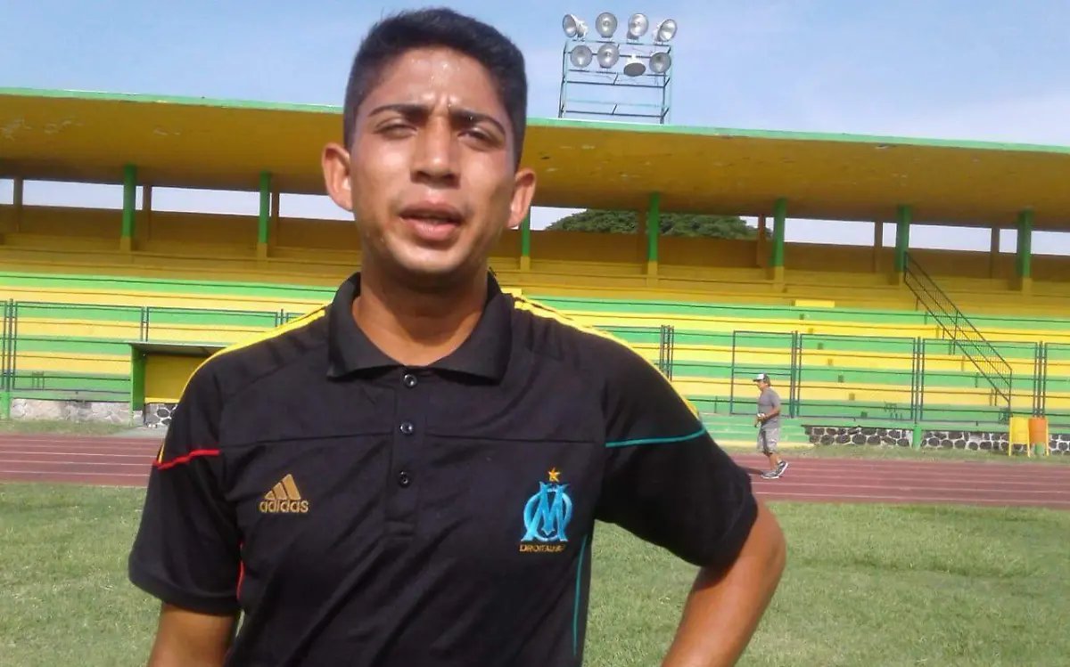 Ismael Arizmendi jugador del Cuautla Óscar Garagui