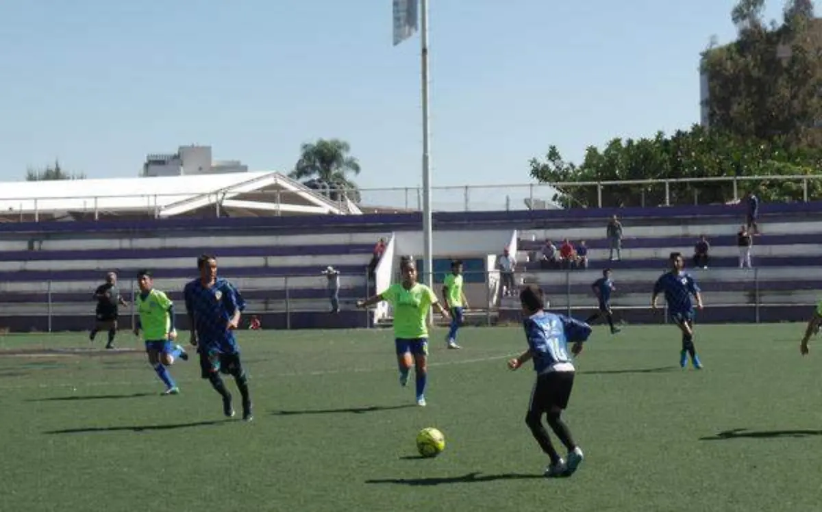 Adrián Romero sueña con jugar en el futbol profesionalROGER MIXCOAC
