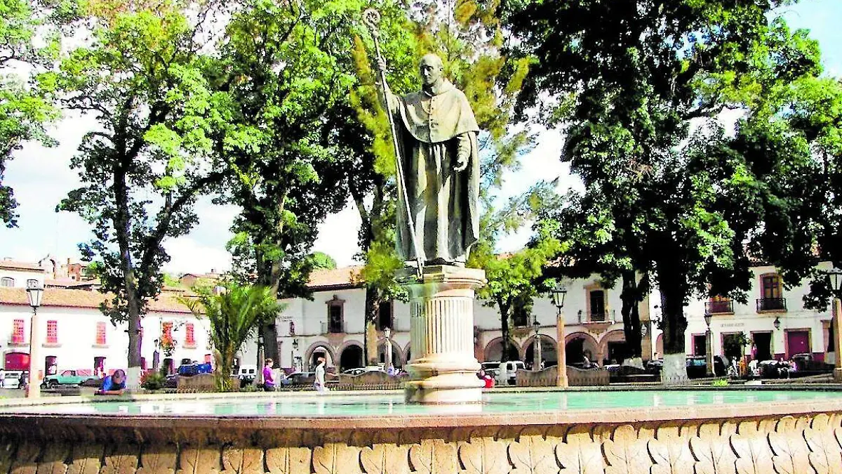 Fuente Vasco de Quiroga.