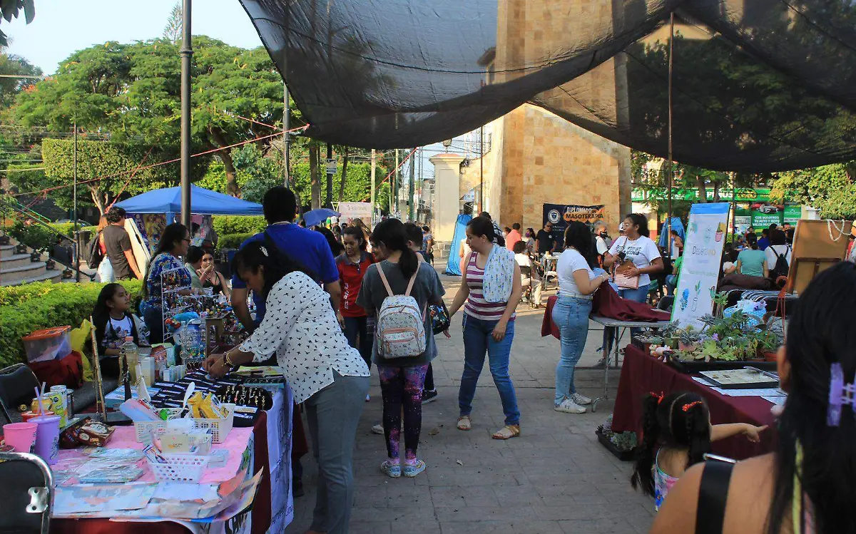 feria-emprende-joven-agustin