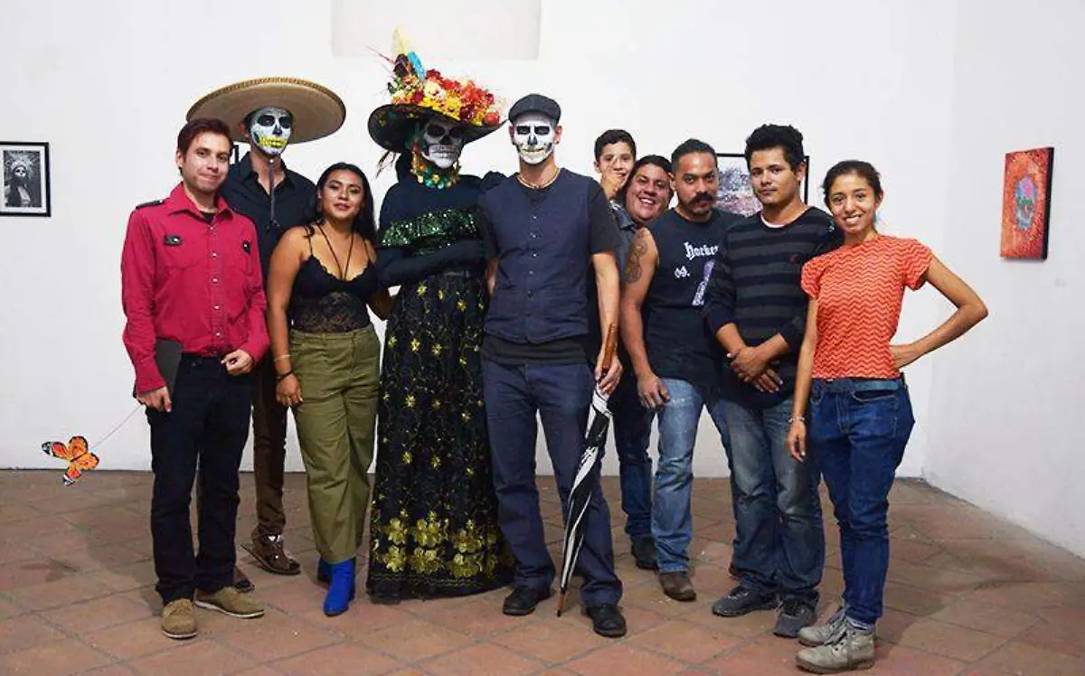 Artistas participantes en la exposiciónMARITZA CUEVAS