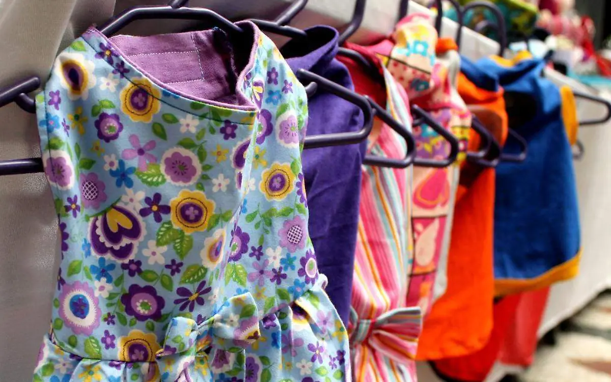 Vende ropa para los amigos perrunos