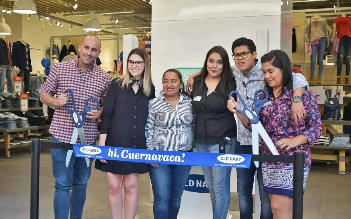 Inauguración Old Navy