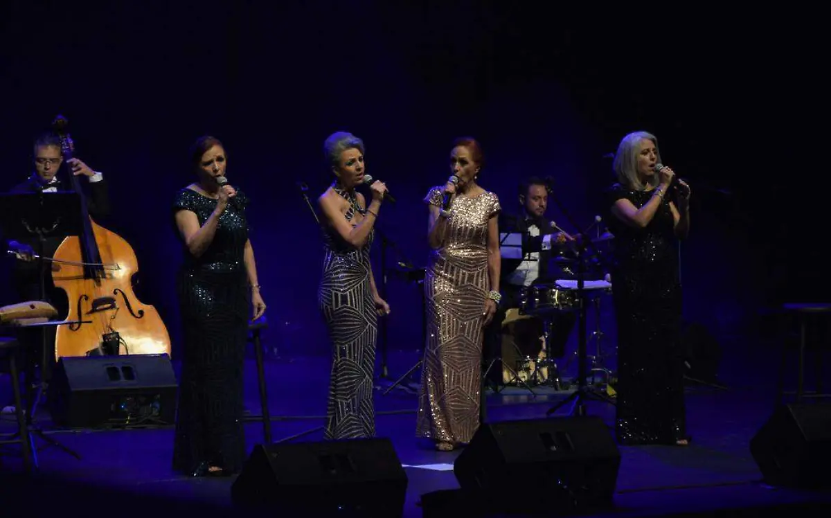 Las hermanas Rivera cautivaron con sus melodiosas voces Fotos Maritza Cuevas