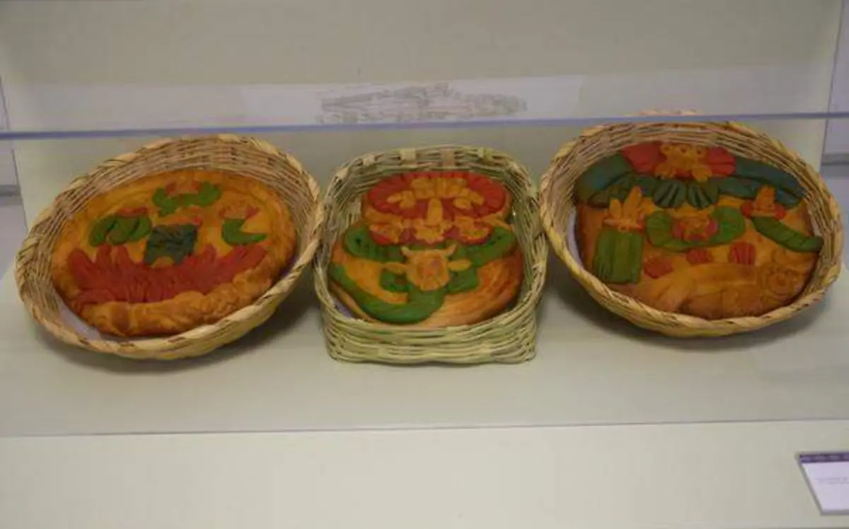 Pan artesanal representando a los demonios culinarios