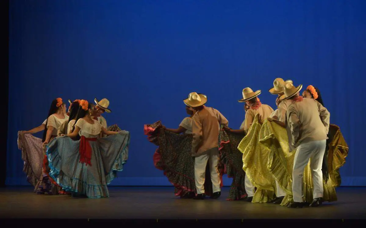Ballet Xochiquetzalli (1)