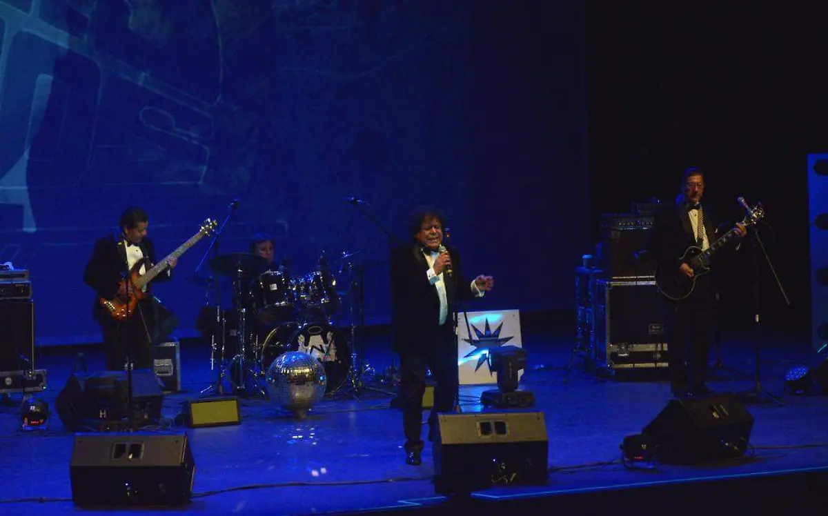 Concierto Ángeles Negros (1)