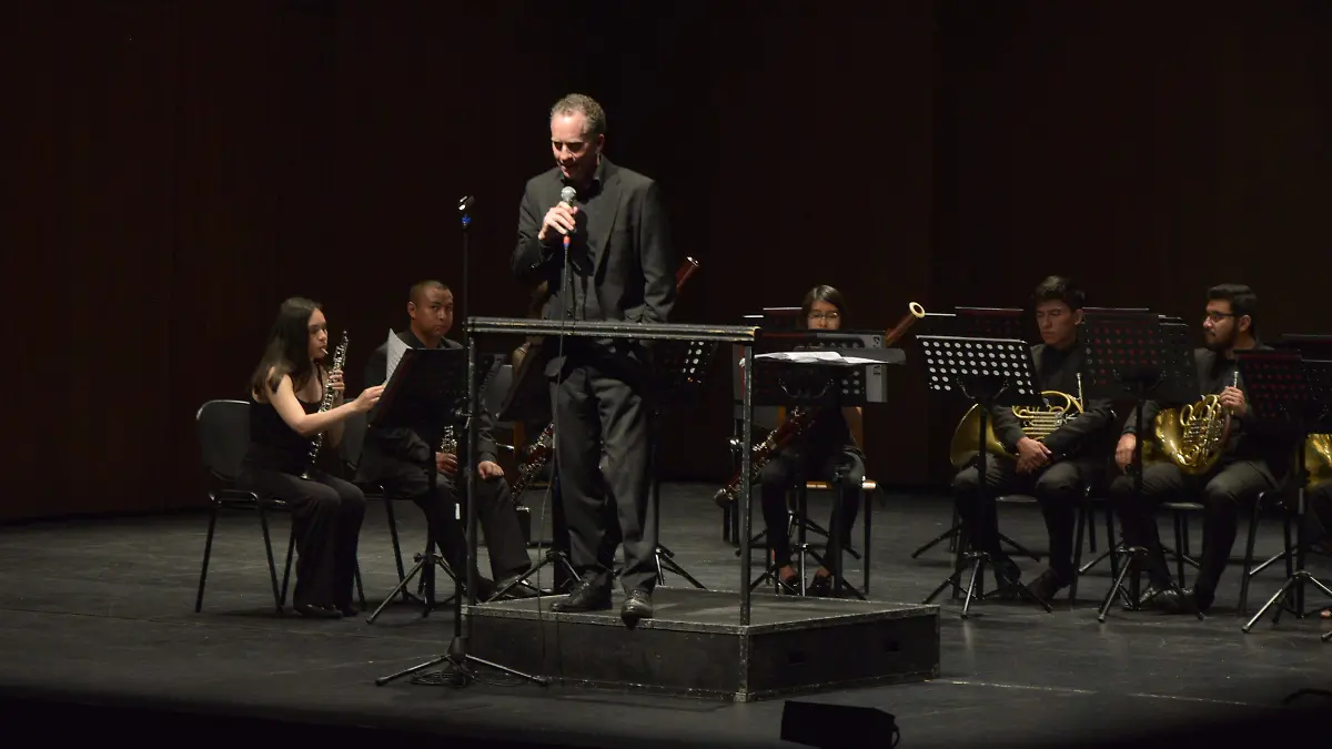 Thomas Bailey fue el director invitado.