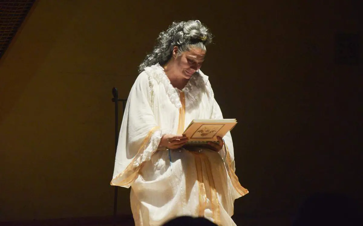 Monólogo Carlota (1)