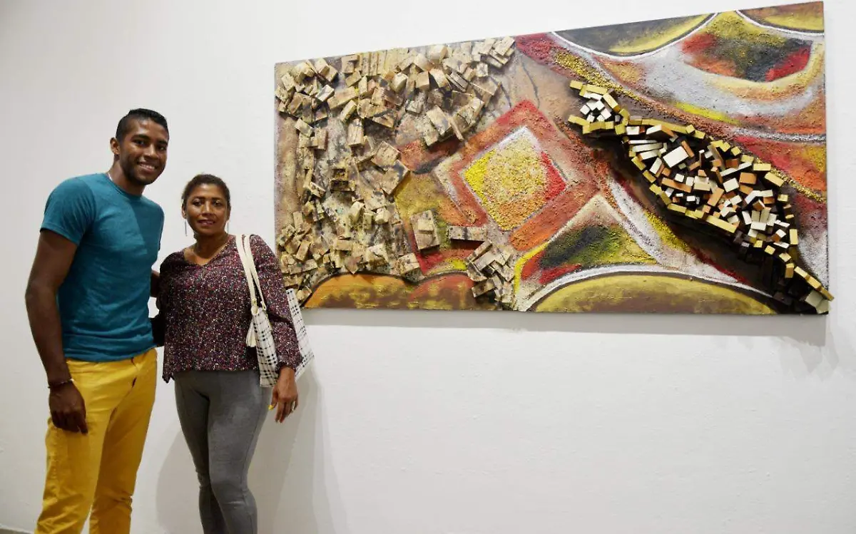 Marvin Abundez y Julia Martha Bernal Cruz