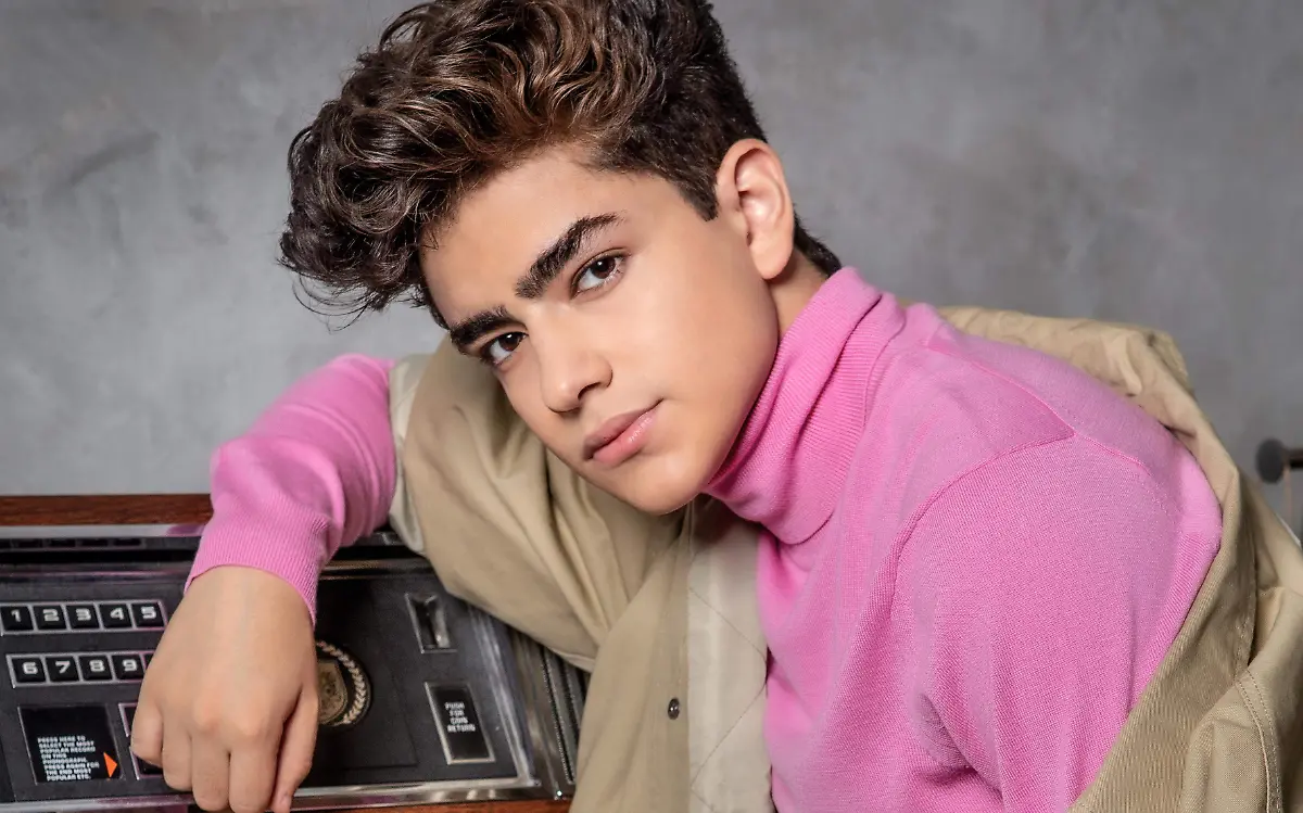 Ángel es hijo de la cantante Gloria Trevi de quien sigue los pasos para incursionar en la música CortesíaPrensa Danna
