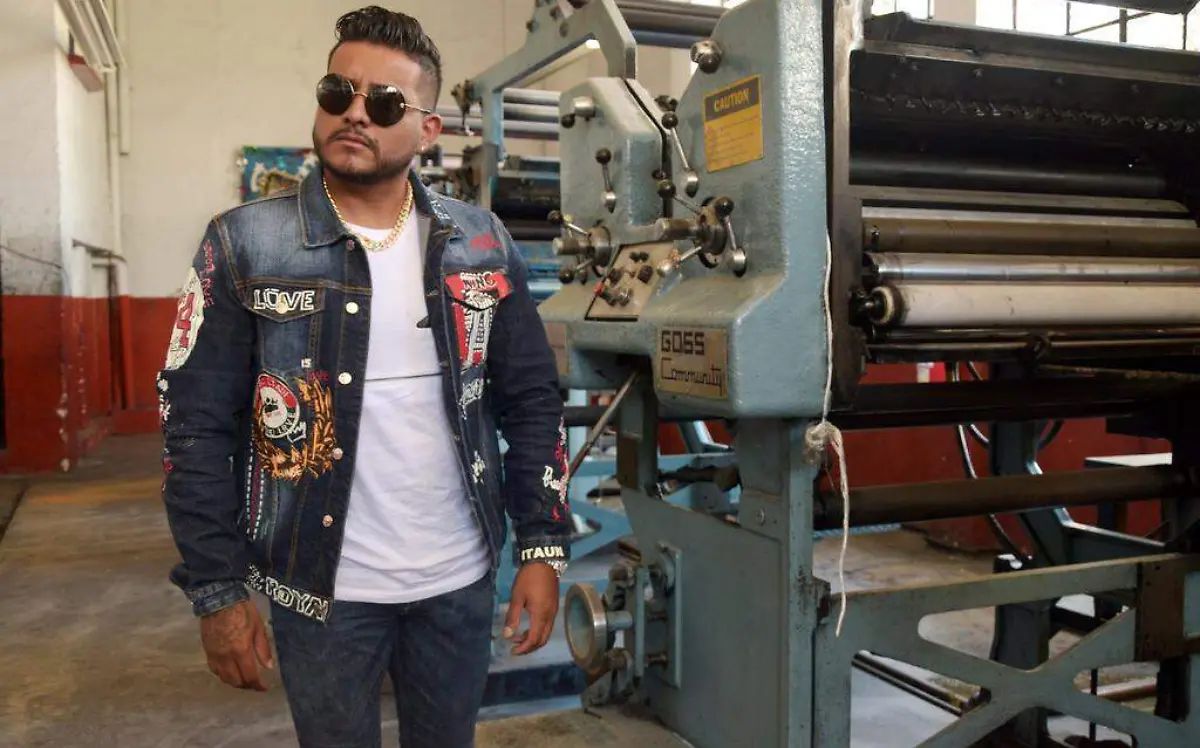 Por un beso de J Diamond