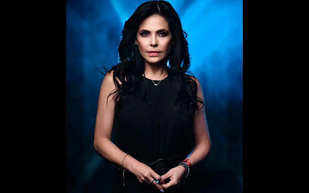 periodista-hannia-hovell