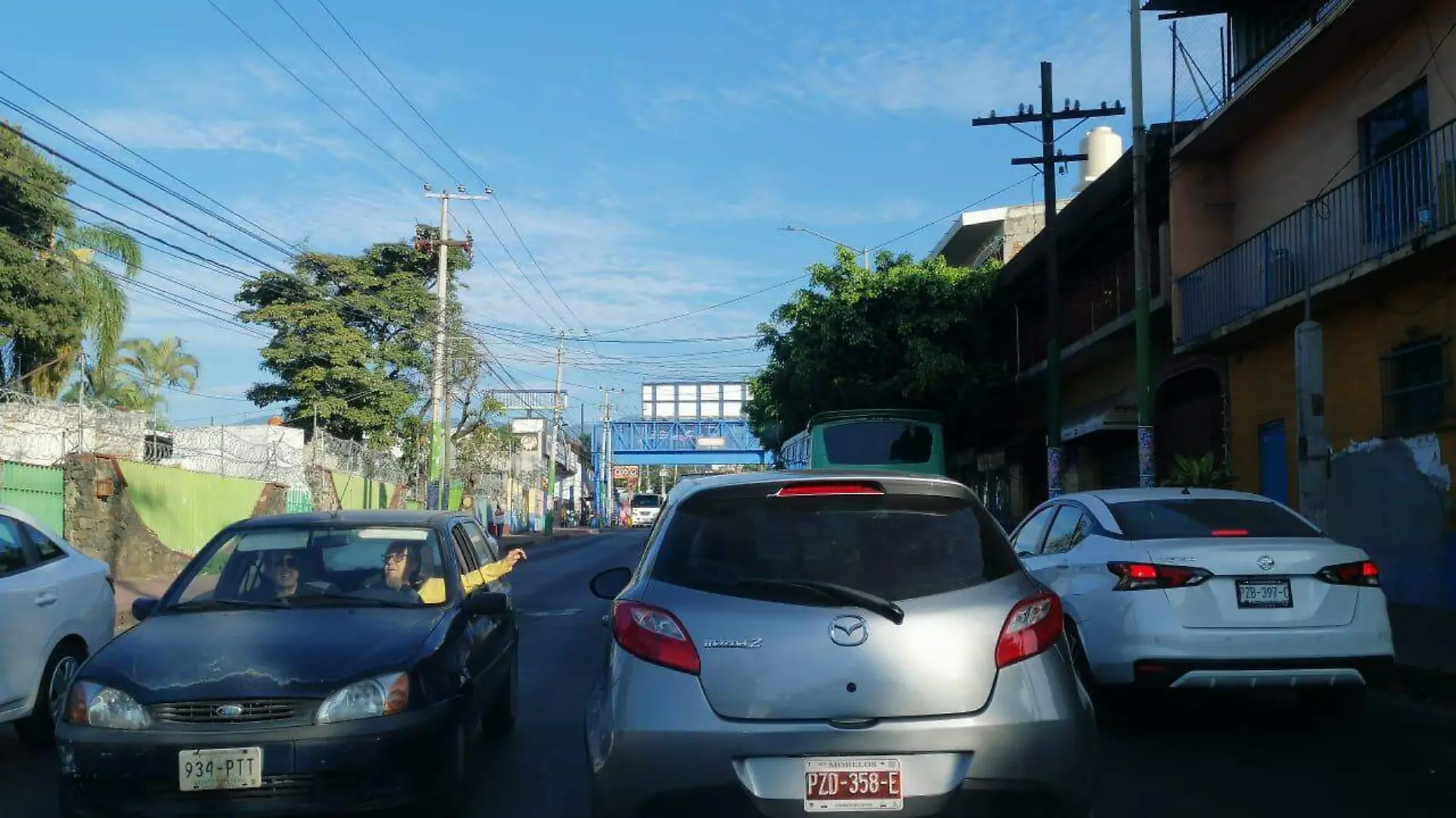 trafico-cuauhnahuac-luis