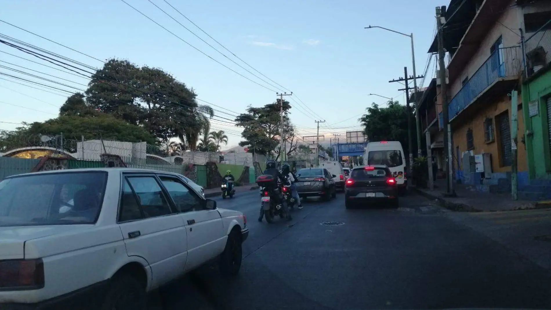 avenida-morelos-tráfico-luis