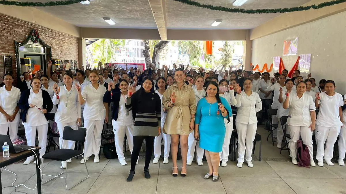 estudiantes-uaem-alarma-de-panico