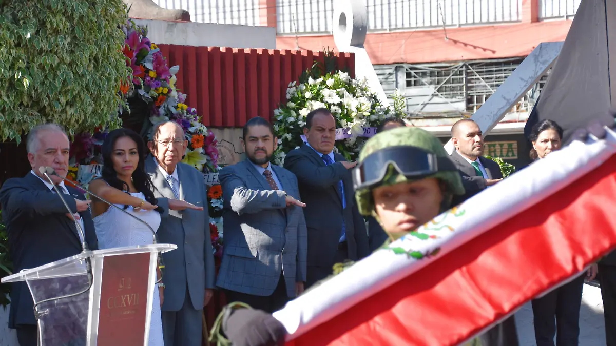 Exfuncionarios-en-ceremonia-cívica