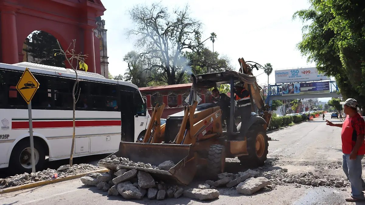 construcion-peatonal2-luis-flores