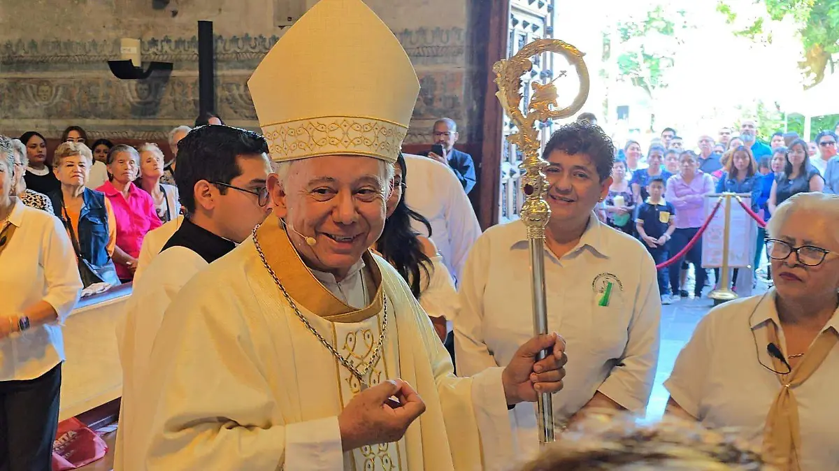 Obispo-Ramon-Castro