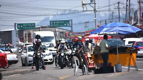 Motociclistas-se-reúnen-en-tres-marías-archivo