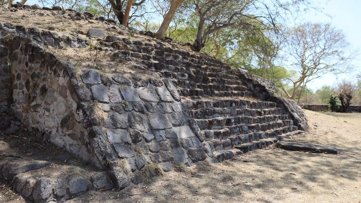 coatetelco-luis-2horas-pescado-pirámide