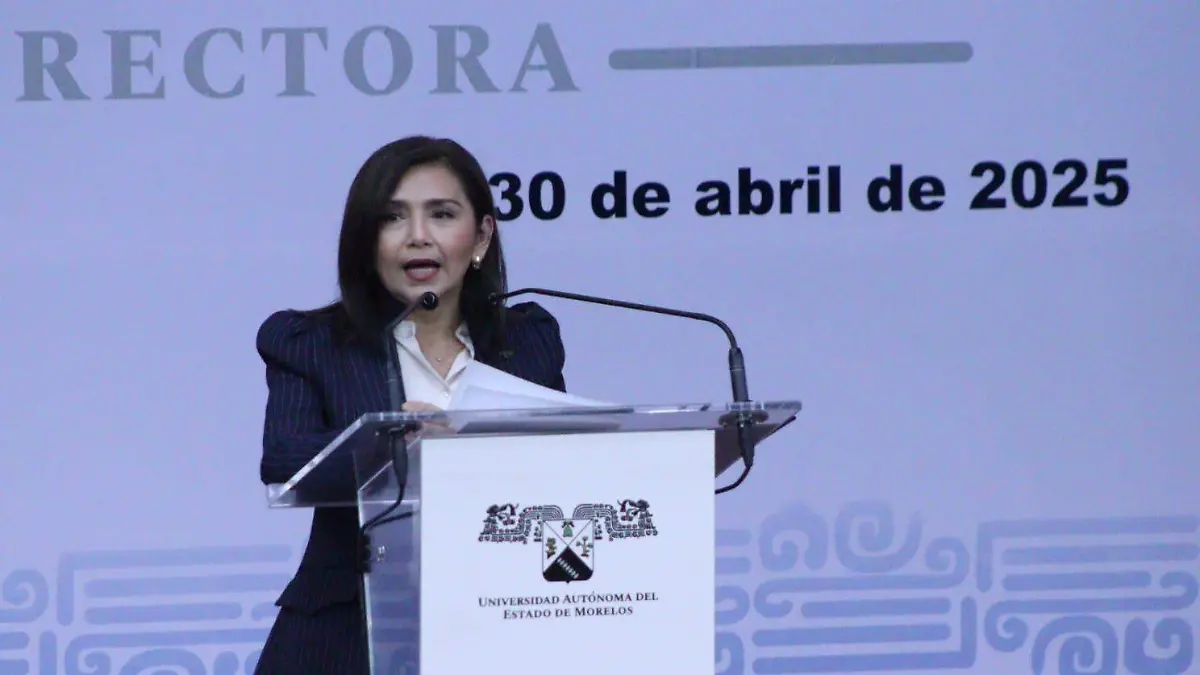rectora-informe1-luis-flores