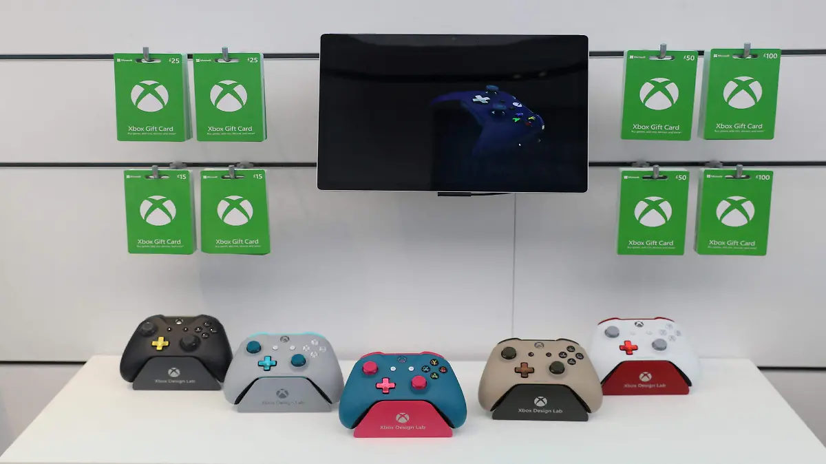 2025-05-01T162508Z_1188018381_RC239EAGDE7K_RTRMADP_3_MICROSOFT-XBOX-PRICES