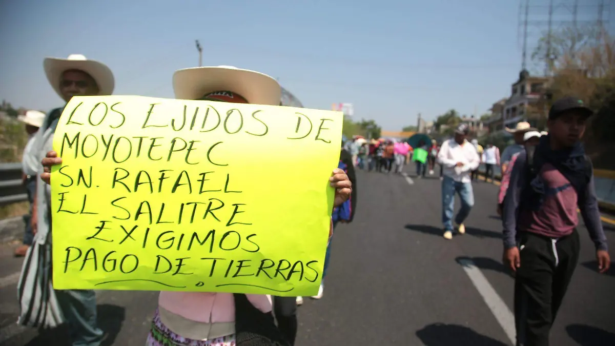 Bloqueo Autopista del Sol Ejidatarios-Margarito Pérez Retana-Cuartoscuro