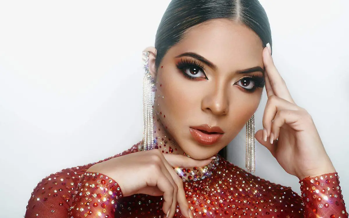 guille-salomón-cantante-mexicana