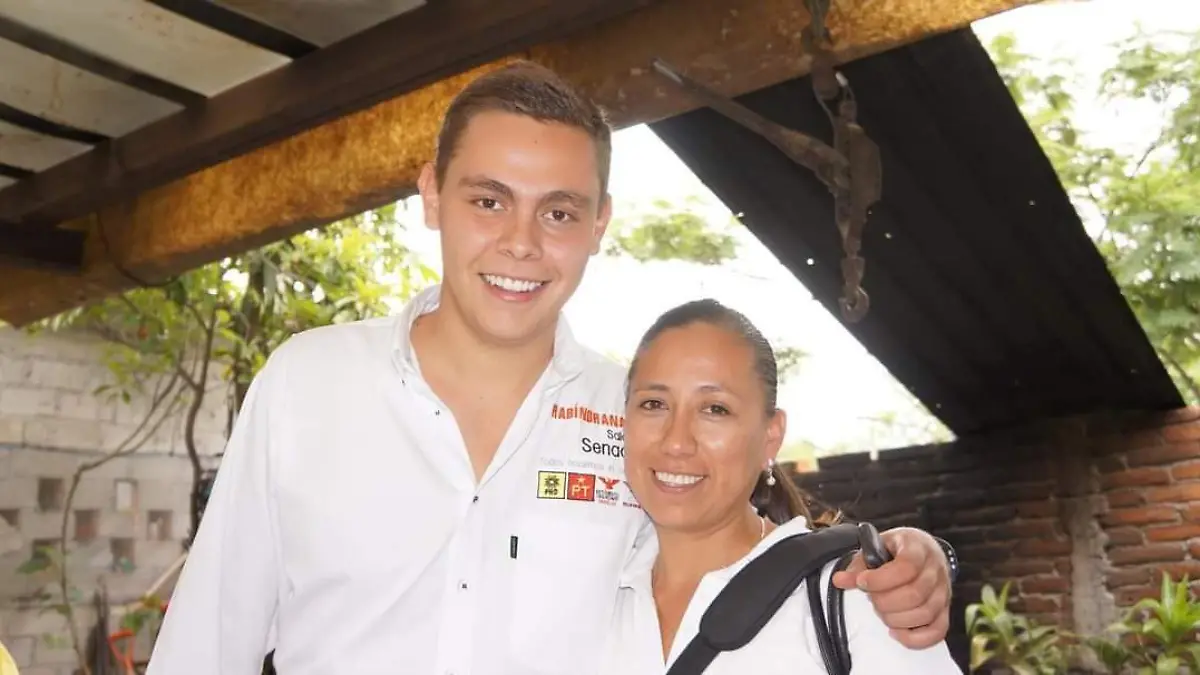 Alejandra-Flores-Espinoza-y-Christopher-Barbagli-cortesia