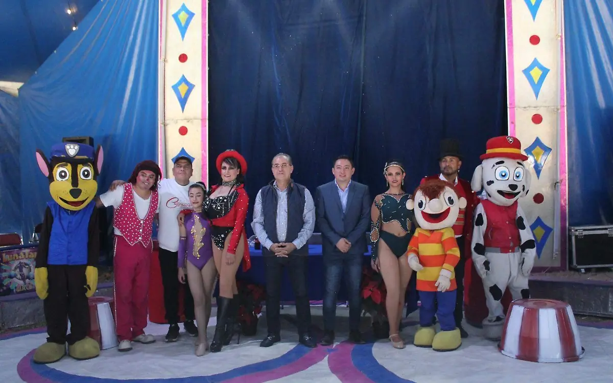 AGUS-F13E Los Reyes Magos estarán presentando el 05 y 06 por parte del DIF (2)