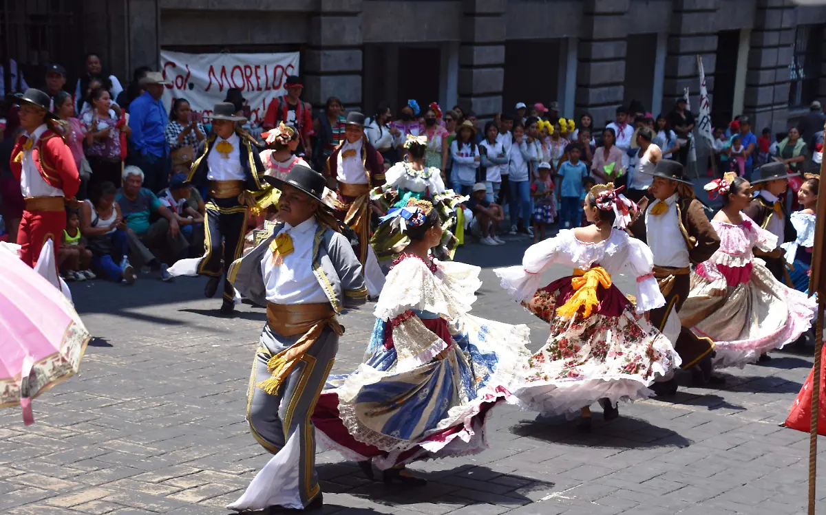 antorchistas-bloquean-calles-de-cuernavaca-froy-1