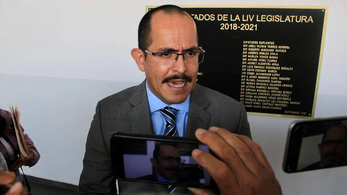 AGUS-F6V Israel Hernández, titular de la Comisión. (2)