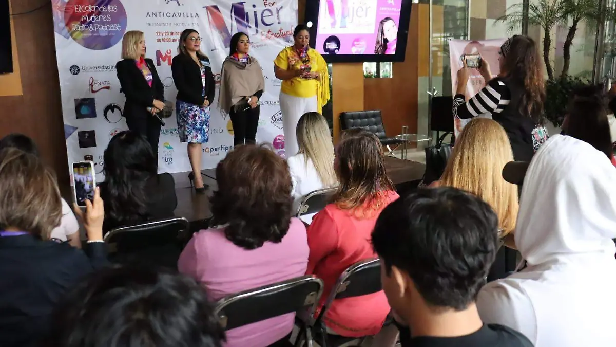 foros-brindan-herramientas-para-empoderar-a-mujeres