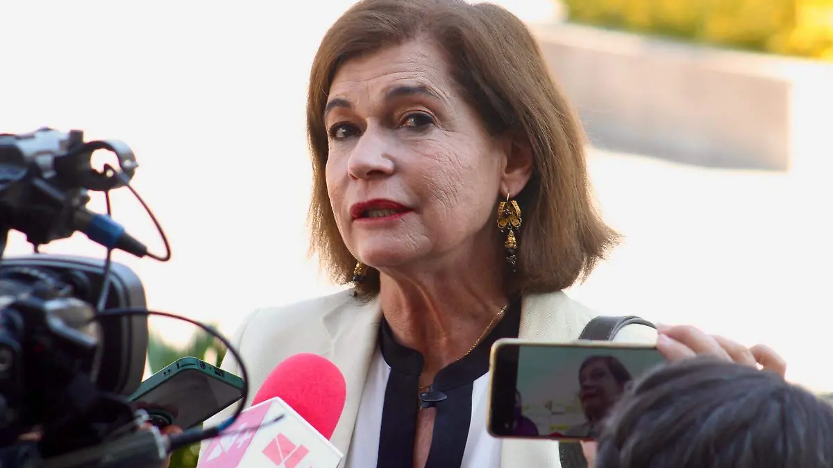 AGUS-F6E La consejera presidenta Mireya Gally Jordá. (2)