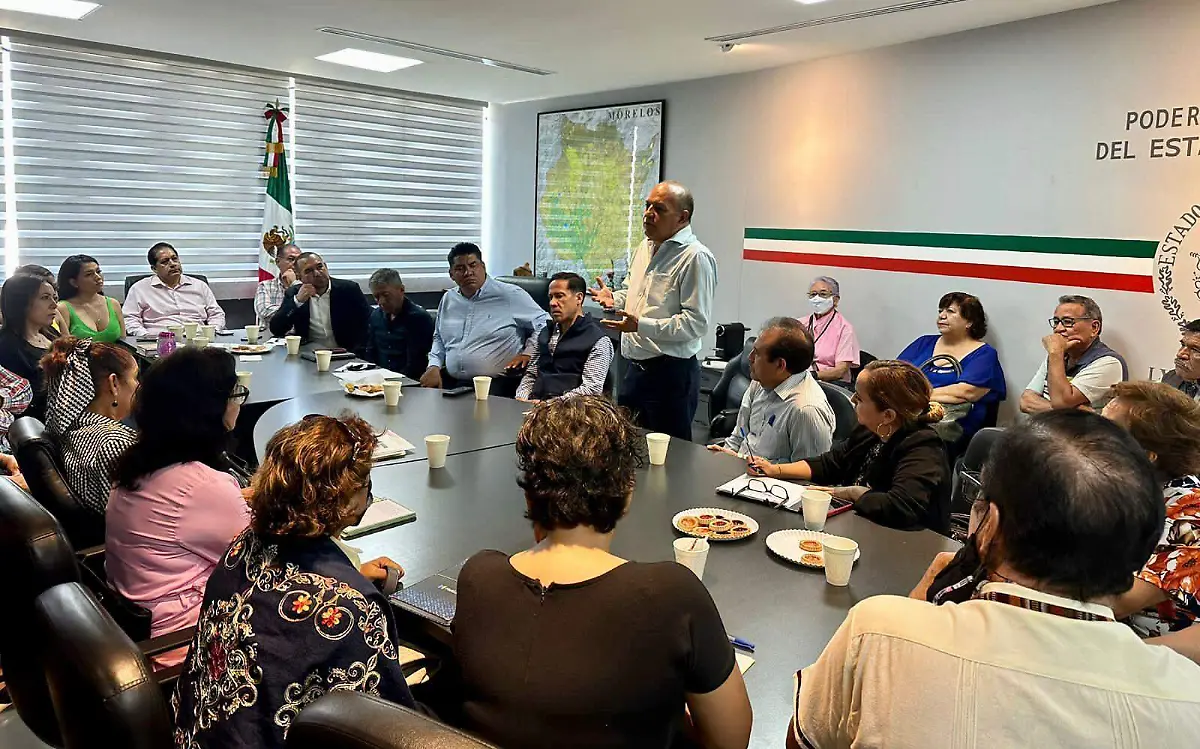 reunión-entre-el-snte-y-diputados-locales