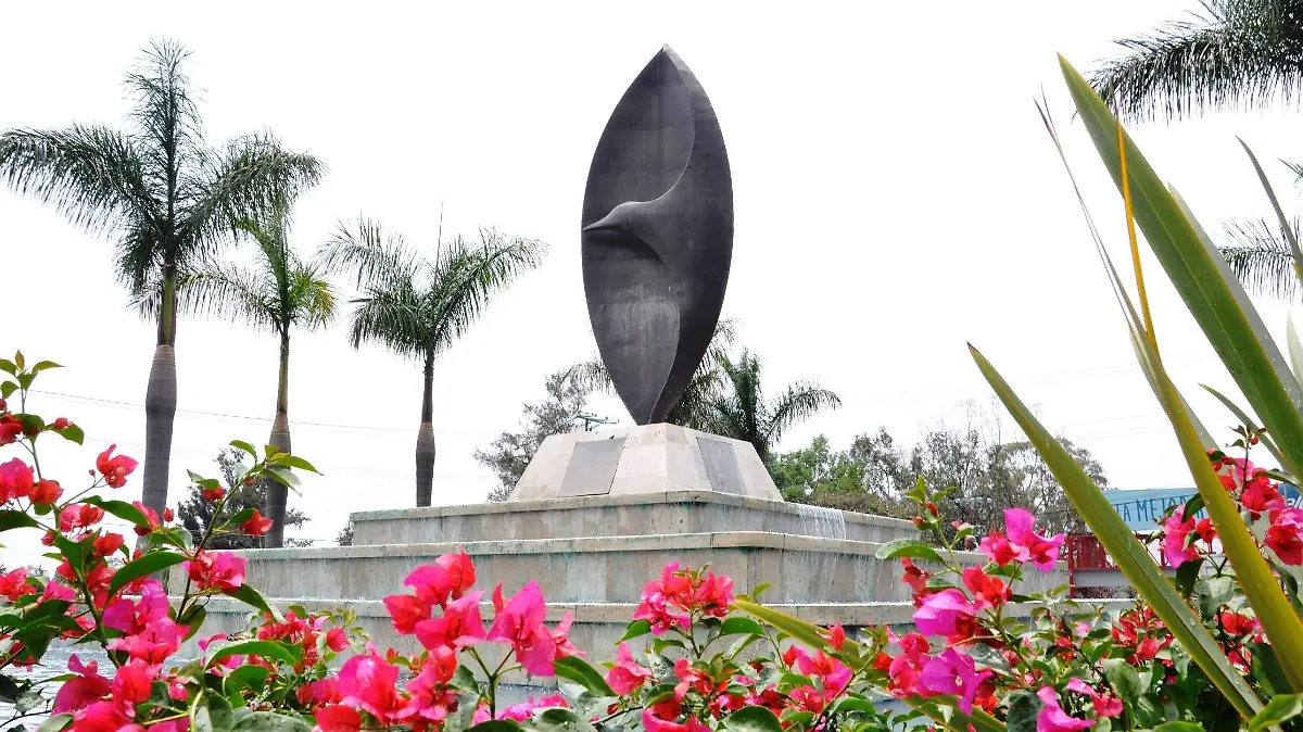 glorieta-paloma-de-la-paz-froy