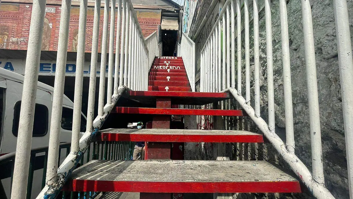 escaleras-plaza-lido-agustin