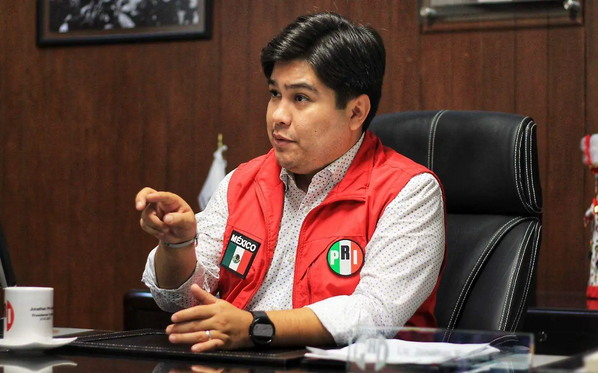 AGUS-F9 Las dirigencias del PRI y PRD están en contra de la reforma electoral que impulsa el presidente de la república (4)