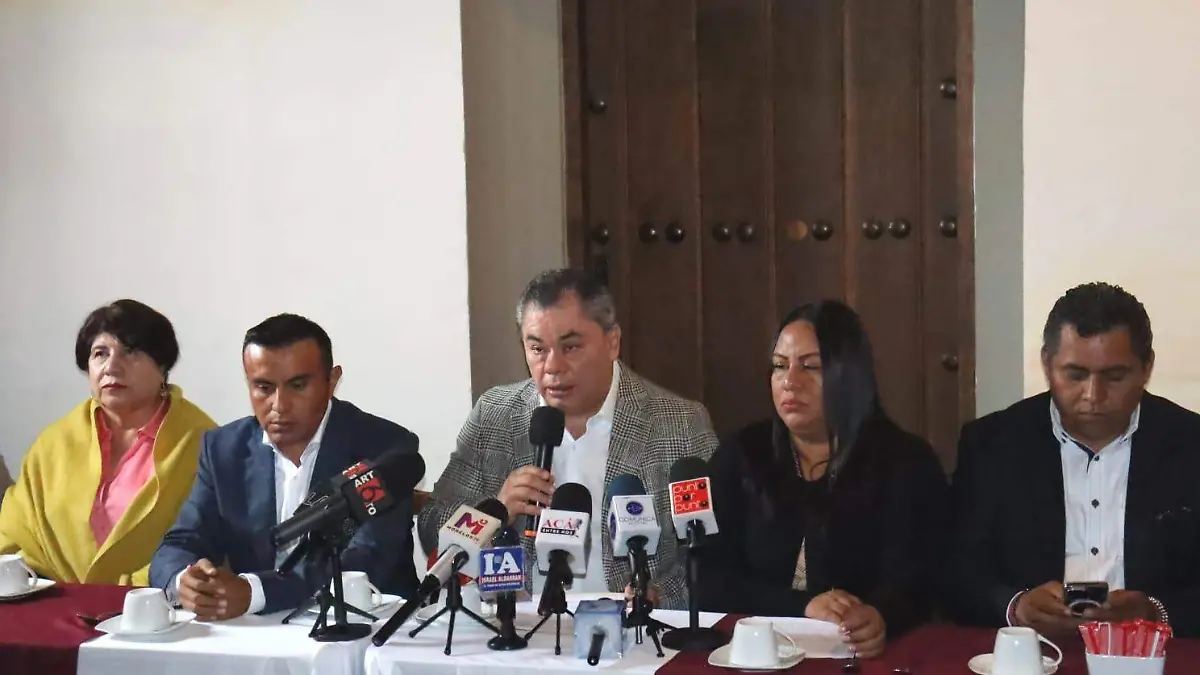 grupo-parlamentario-de-morena-rafael-reyes