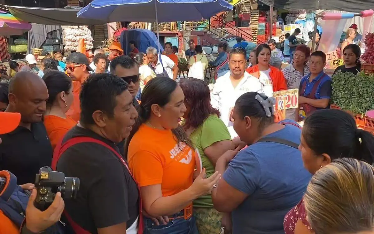 jessica-ortega-en-el-mercado-alm