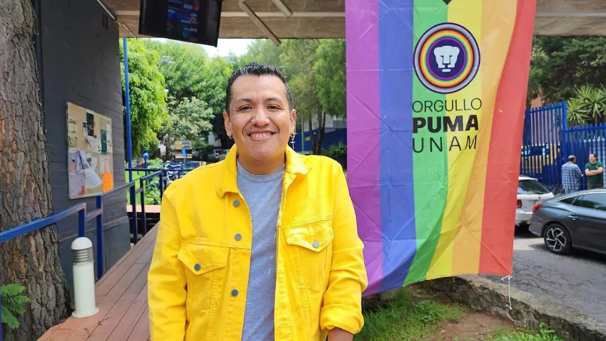 universidad-orgullo2-luis-flores